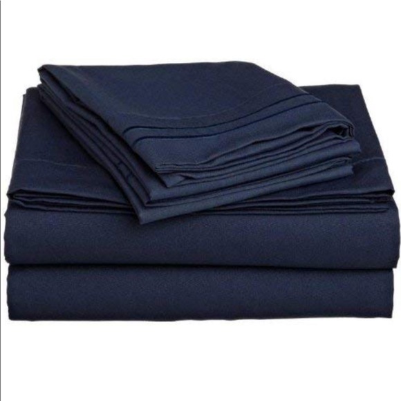 ✨ONE DAY SALE✨ FEEL1800 count FIBER sheets - Picture 2 of 4